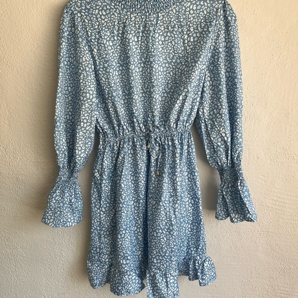 CHRL Chrl Chrltte Wmn Blu Ruffle-Accent LS A-Ln Drs - Picture 4 of 8